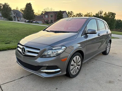 2017 Mercedes-Benz B-Class B 250e Hatchback 4D