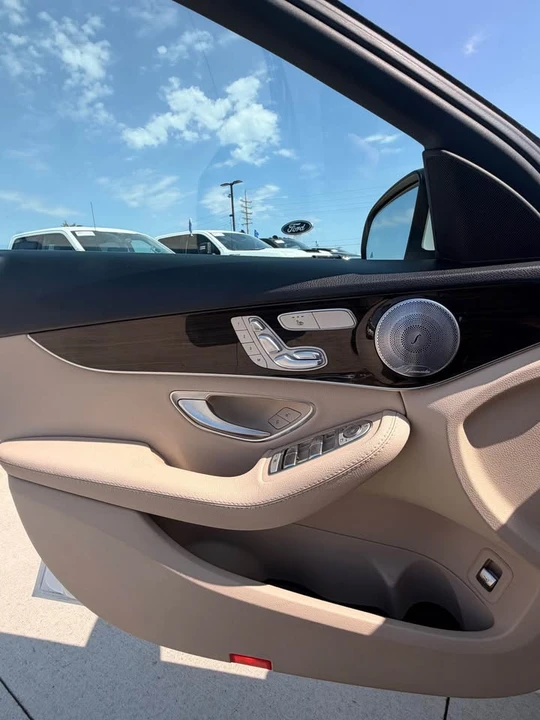 2017 Mercedes-Benz W205 C-Class - Image 8 of 11