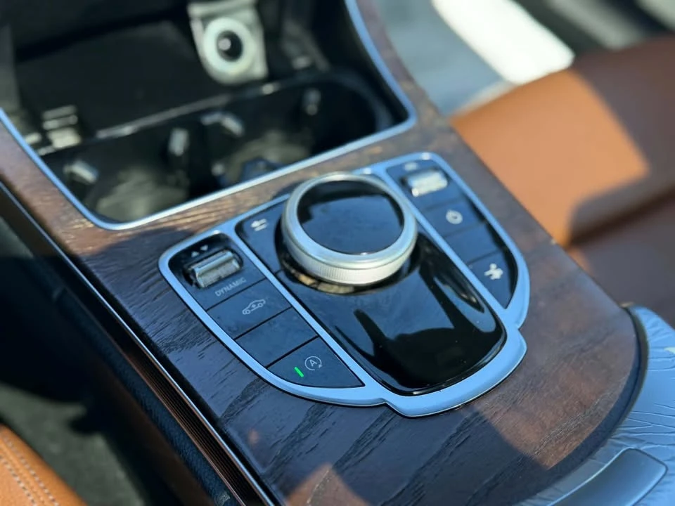 2017 Mercedes-Benz W205 C-Class - Image 19 of 20
