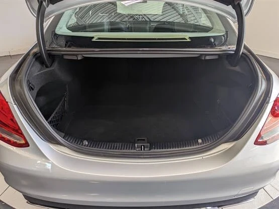 2017 Mercedes-Benz W205 C-Class - Image 9 of 12