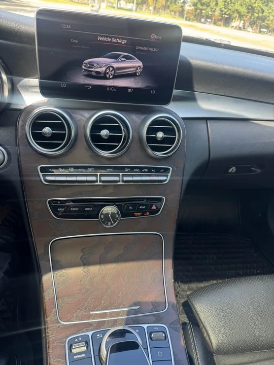2017 Mercedes-Benz W205 C-Class - Image 8 of 10