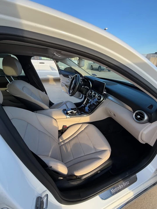2017 Mercedes-Benz W205 C-Class - Image 8 of 12