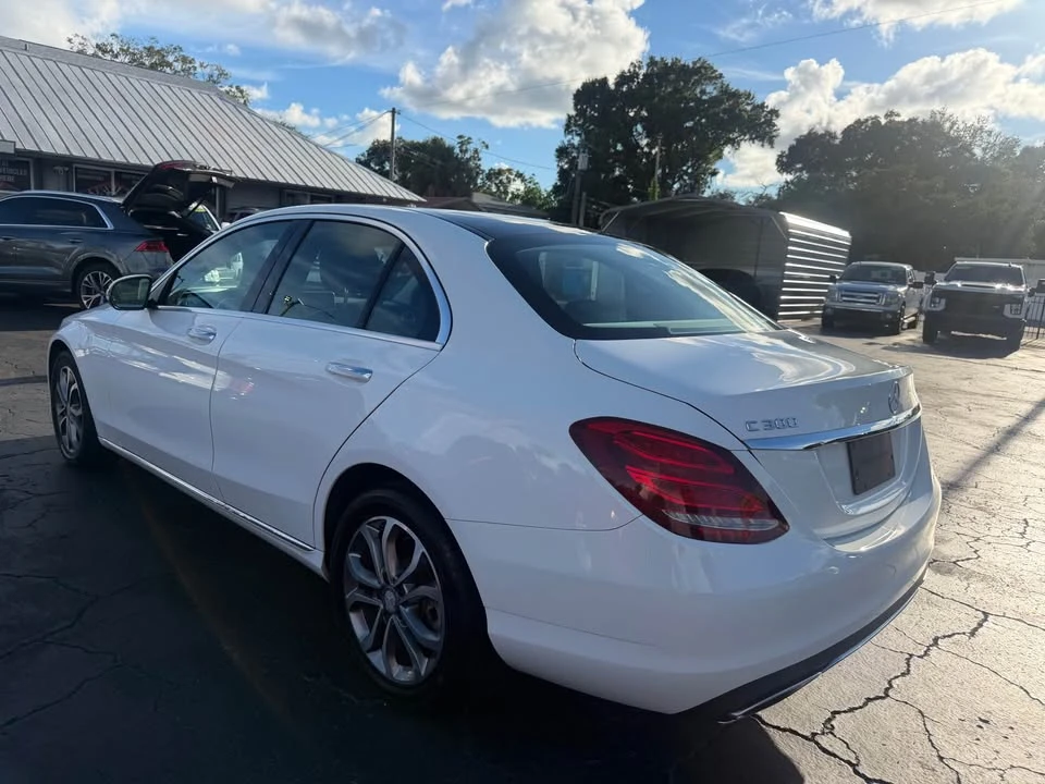 2017 Mercedes-Benz W205 C-Class - Image 10 of 16