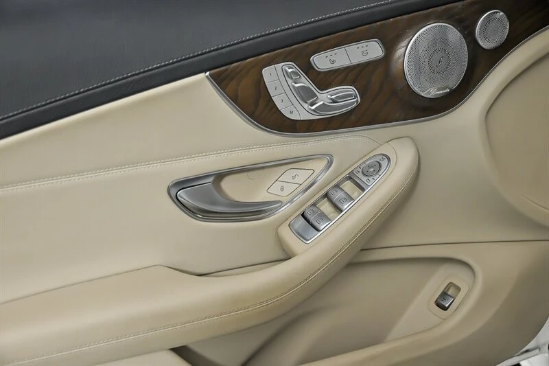 2017 Mercedes-Benz W205 C-Class - Image 15 of 21