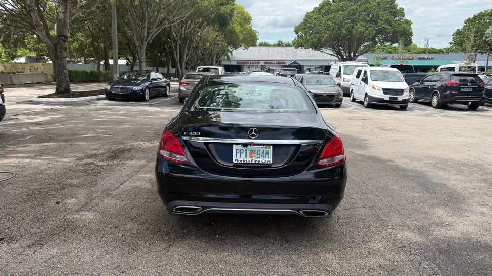 2017 Mercedes-Benz W205 C-Class - Image 6 of 8