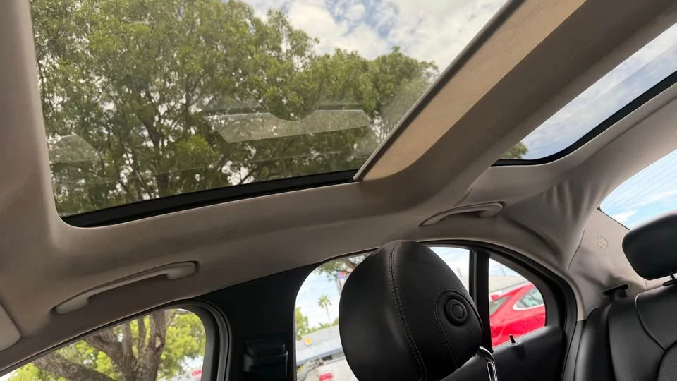 2017 Mercedes-Benz W205 C-Class - Image 7 of 8