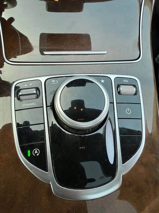 2017 Mercedes-Benz W205 C-Class - Image 13 of 15