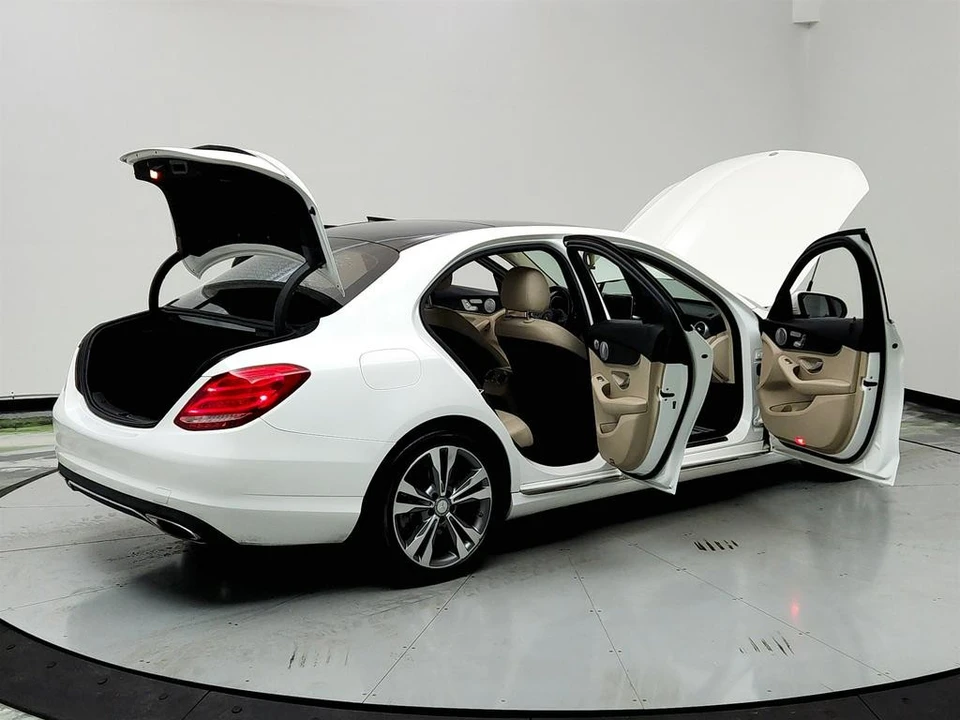 2017 Mercedes-Benz W205 C-Class - Image 11 of 12