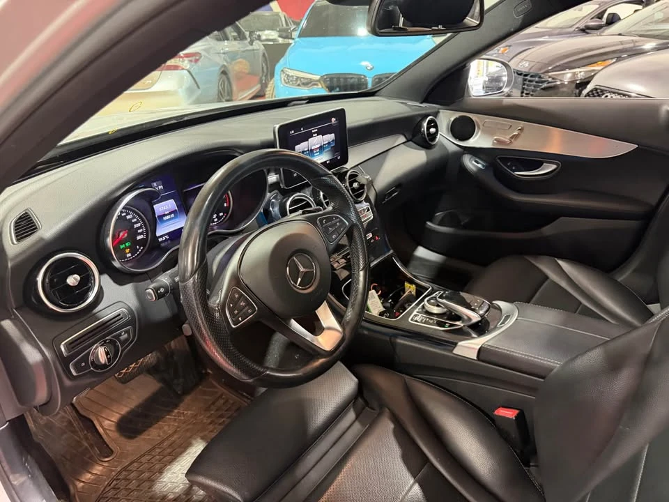 2017 Mercedes-Benz W205 C-Class - Image 8 of 12