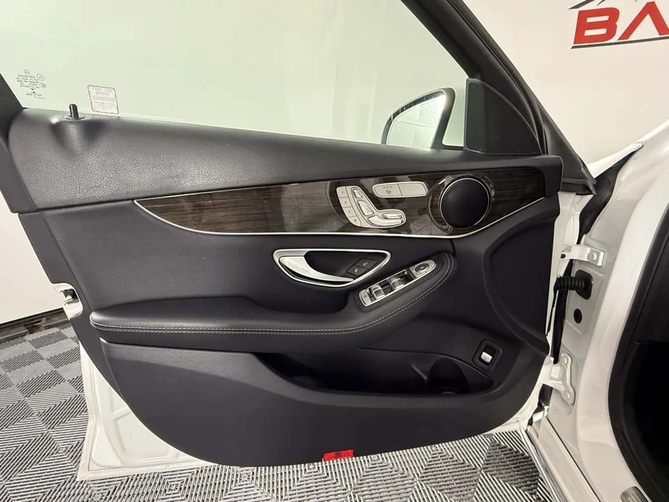 2017 Mercedes-Benz W205 C-Class - Image 15 of 21