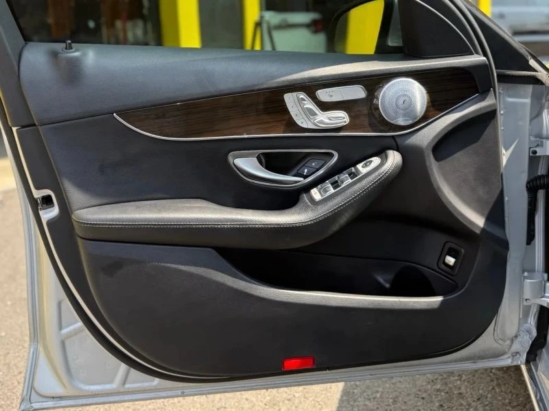 2017 Mercedes-Benz W205 C-Class - Image 7 of 12
