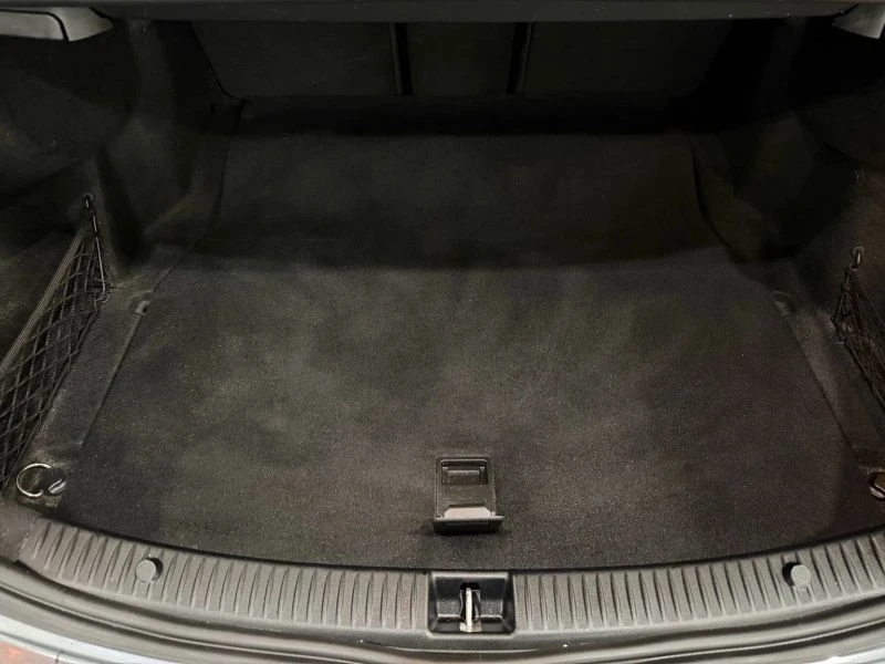 2017 Mercedes-Benz W205 C-Class - Image 11 of 12