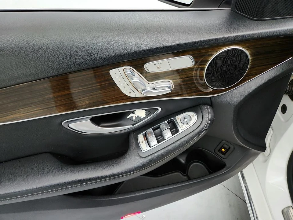 2017 Mercedes-Benz W205 C-Class - Image 20 of 21