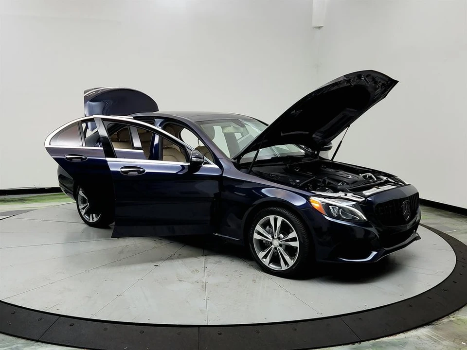 2017 Mercedes-Benz W205 C-Class - Image 10 of 21