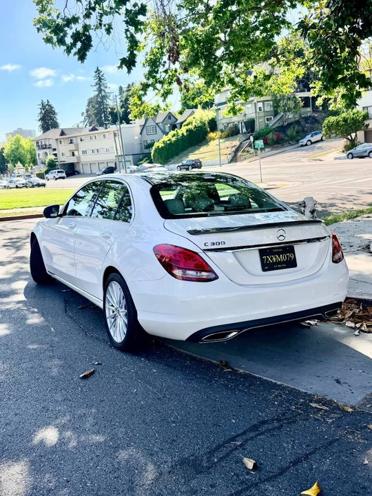 2017 Mercedes-Benz W205 C-Class - Image 9 of 24