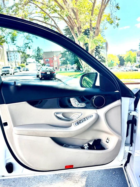 2017 Mercedes-Benz W205 C-Class - Image 21 of 24