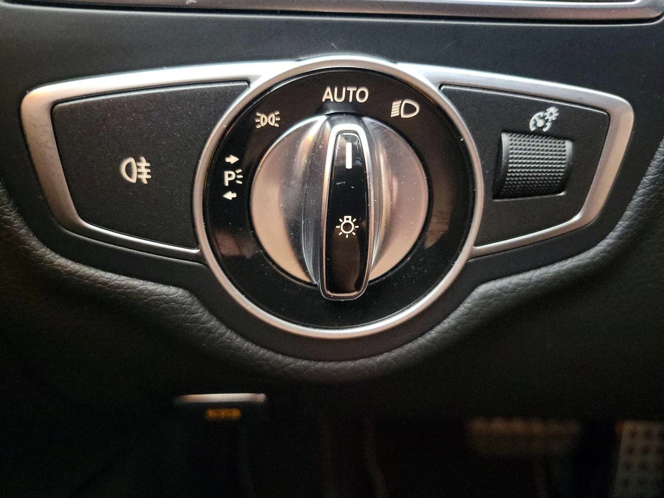 2017 Mercedes-Benz W205 C 63 AMG - Image 14 of 28