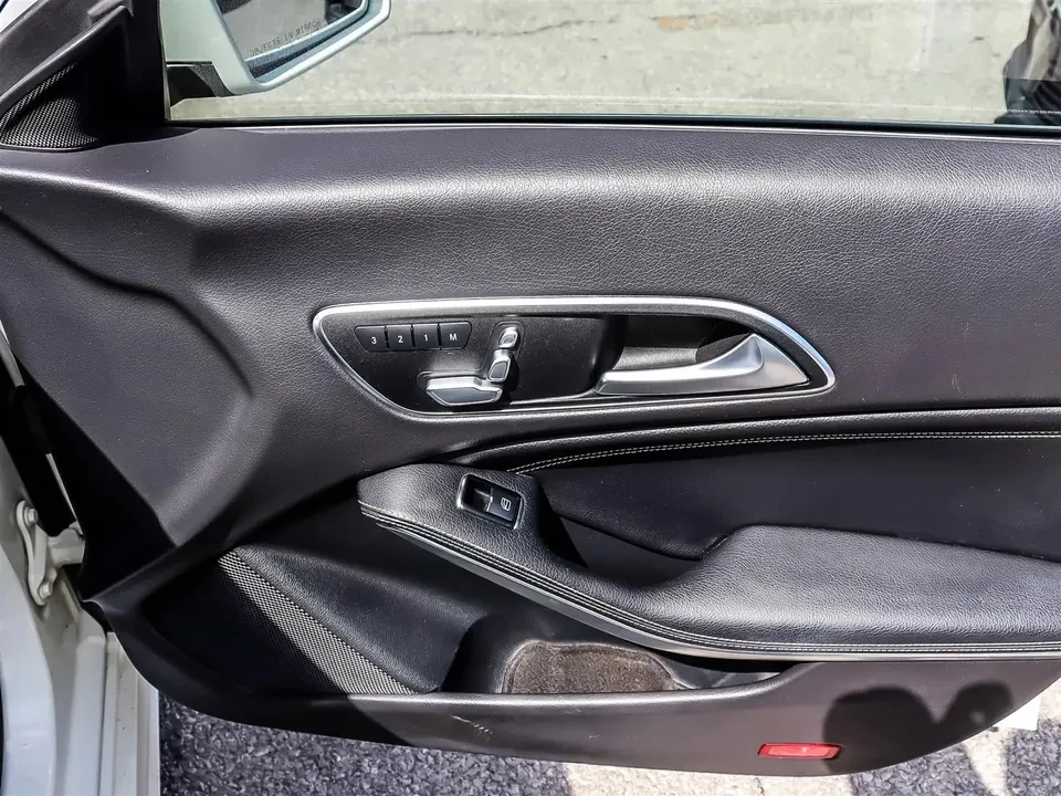 2017 Mercedes-Benz C117 CLA - Image 13 of 18
