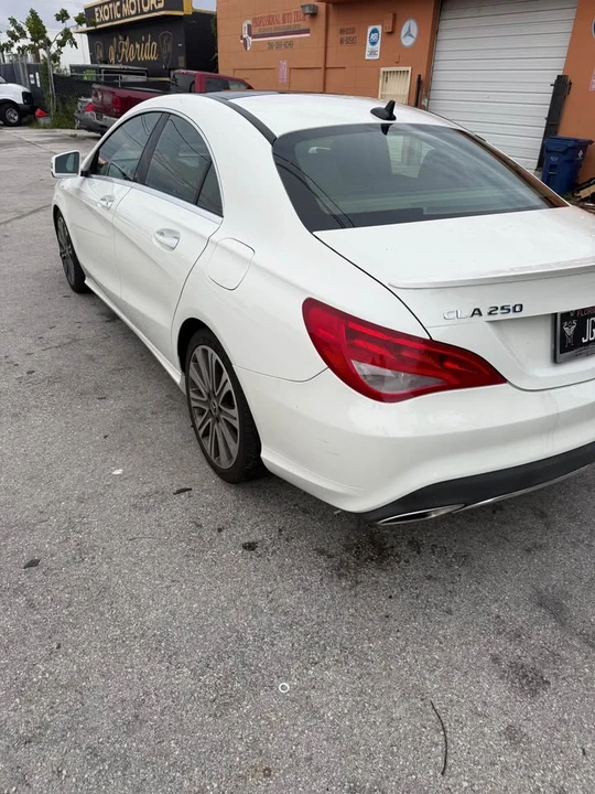 2017 Mercedes-Benz C117 CLA - Image 4 of 5