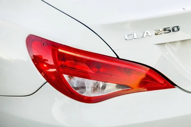 2017 Mercedes-Benz C117 CLA - Image 8 of 12