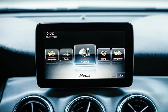 2017 Mercedes-Benz C117 CLA - Image 12 of 12