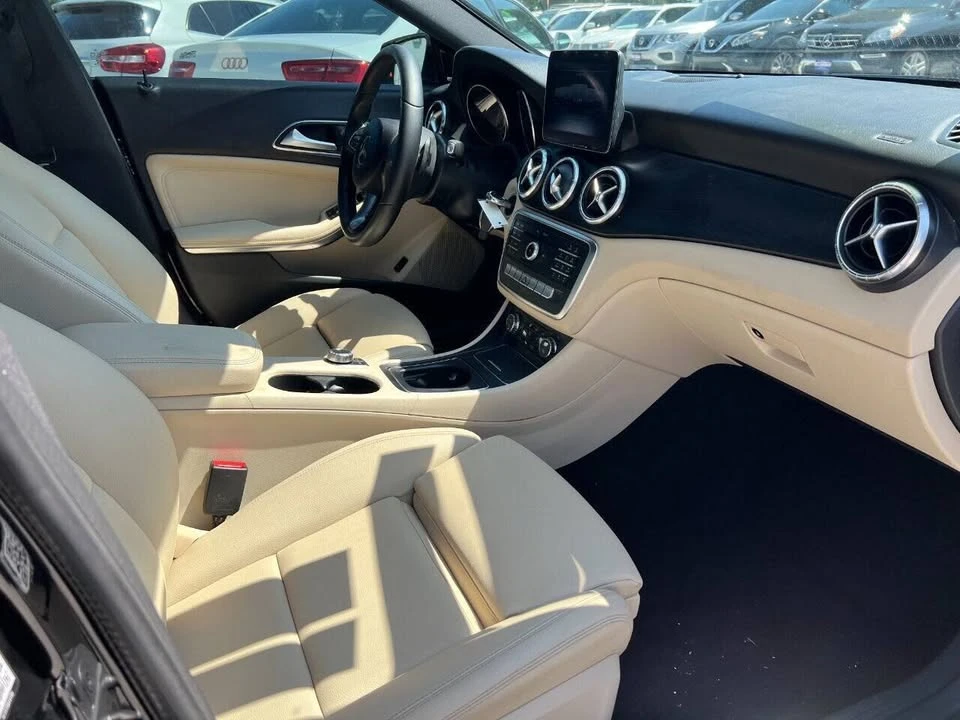 2017 Mercedes-Benz C117 CLA - Image 10 of 12
