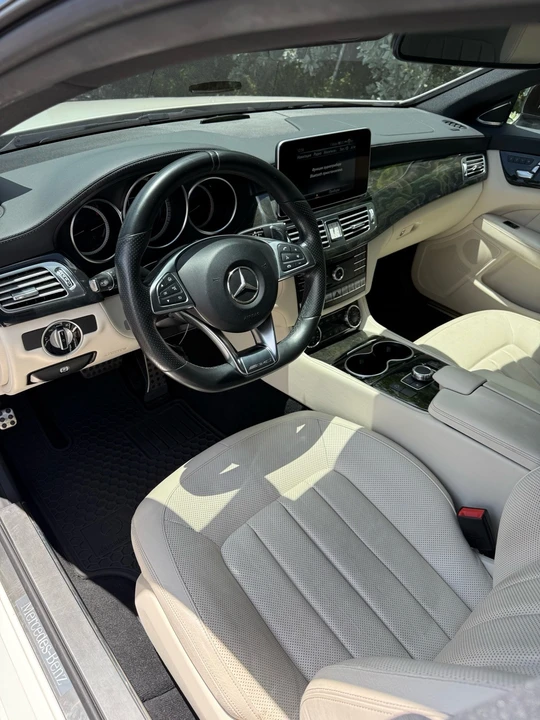 2017 Mercedes-Benz C218 CLS-Class - Image 6 of 11