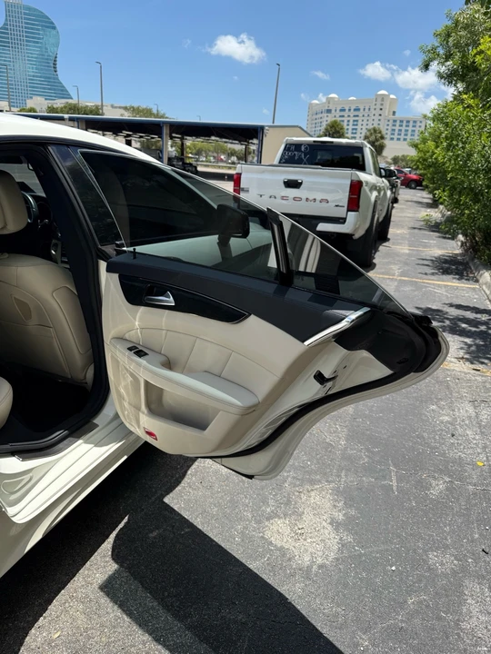 2017 Mercedes-Benz C218 CLS-Class - Image 9 of 11