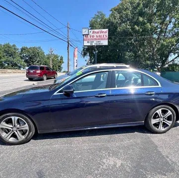 2017 Mercedes-Benz E 300 4Matic AWD