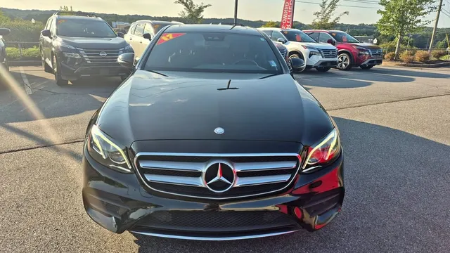 2017 Mercedes-Benz E 300 4MATIC