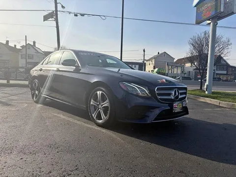 2017 Mercedes-Benz E-Class E 300 4MATIC