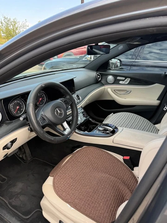 2017 Mercedes-Benz W213 E-Class - Image 5 of 7
