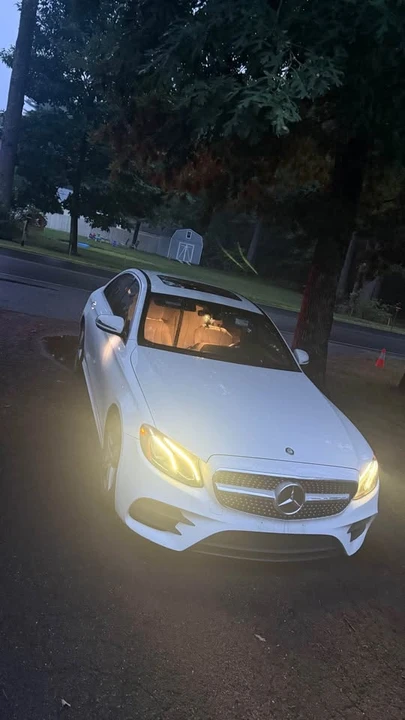 2017 Mercedes-Benz W213 E-Class - Image 2 of 11