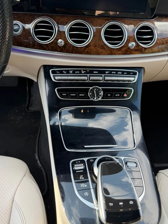 2017 Mercedes-Benz W213 E-Class - Image 11 of 20