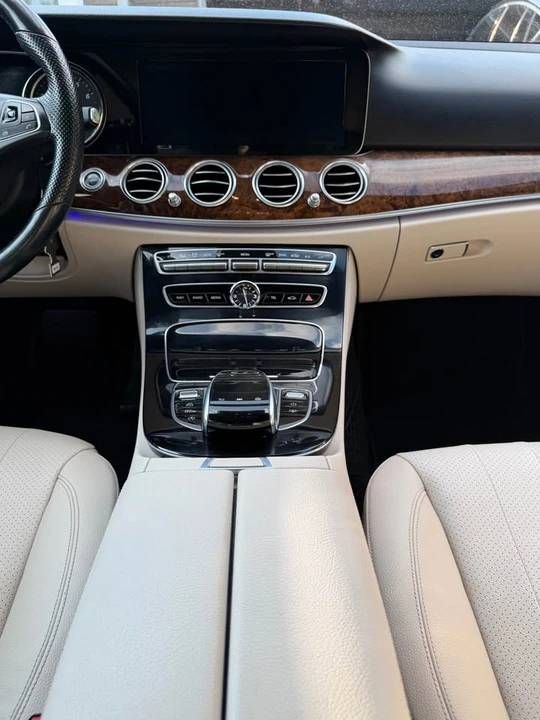 2017 Mercedes-Benz W213 E-Class - Image 10 of 20