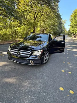2017 Mercedes-Benz E-Class E 300 4MATIC Sedan 4D