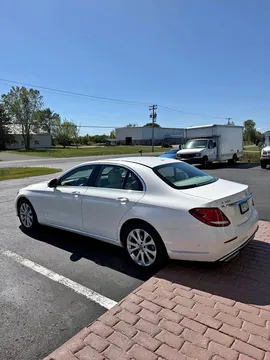 2017 Mercedes-Benz E-Class E 300 4MATIC Sedan