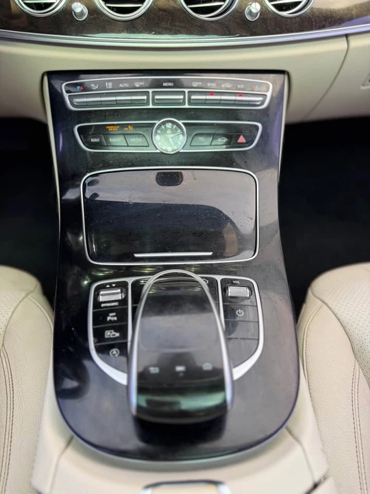2017 Mercedes-Benz W213 E-Class - Image 13 of 17