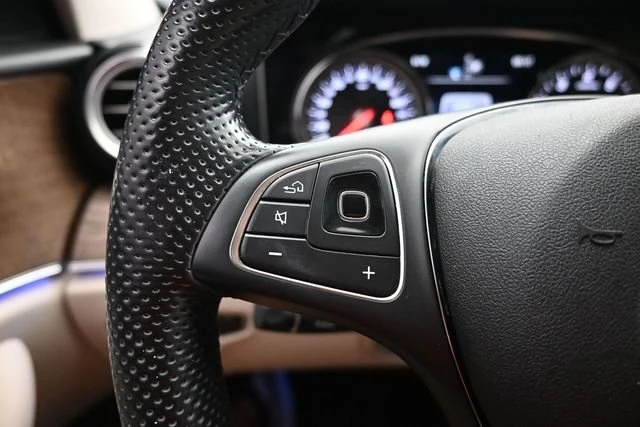 2017 Mercedes-Benz W213 E-Class - Image 13 of 20