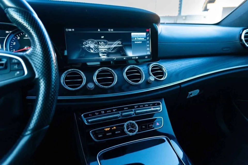 2017 Mercedes-Benz W213 E-Class - Image 8 of 10