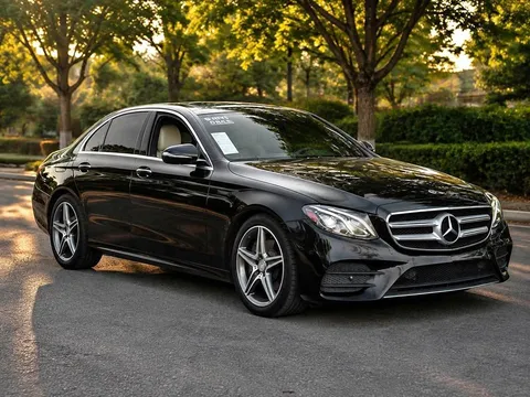 2017 Mercedes-Benz E-Class E 300 Sedan 4D