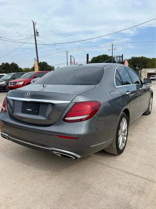 2017 Mercedes-Benz W213 E-Class - Image 3 of 17