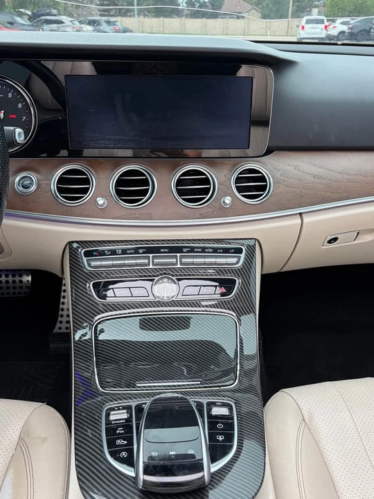 2017 Mercedes-Benz W213 E-Class - Image 13 of 18