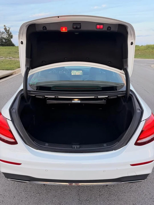 2017 Mercedes-Benz W213 E-Class - Image 19 of 20
