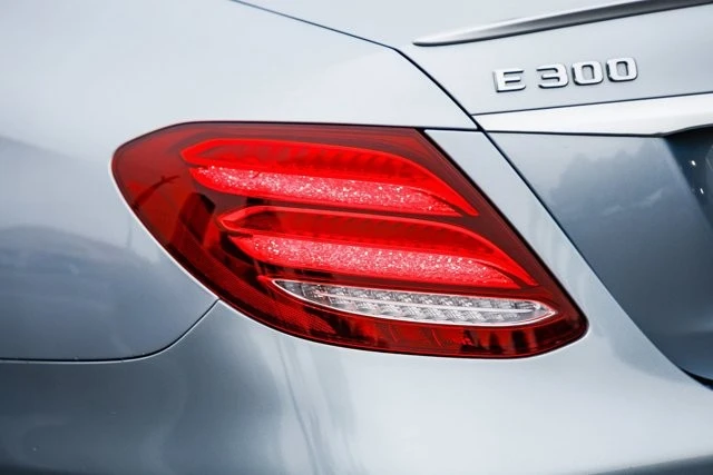 2017 Mercedes-Benz W213 E-Class - Image 8 of 12