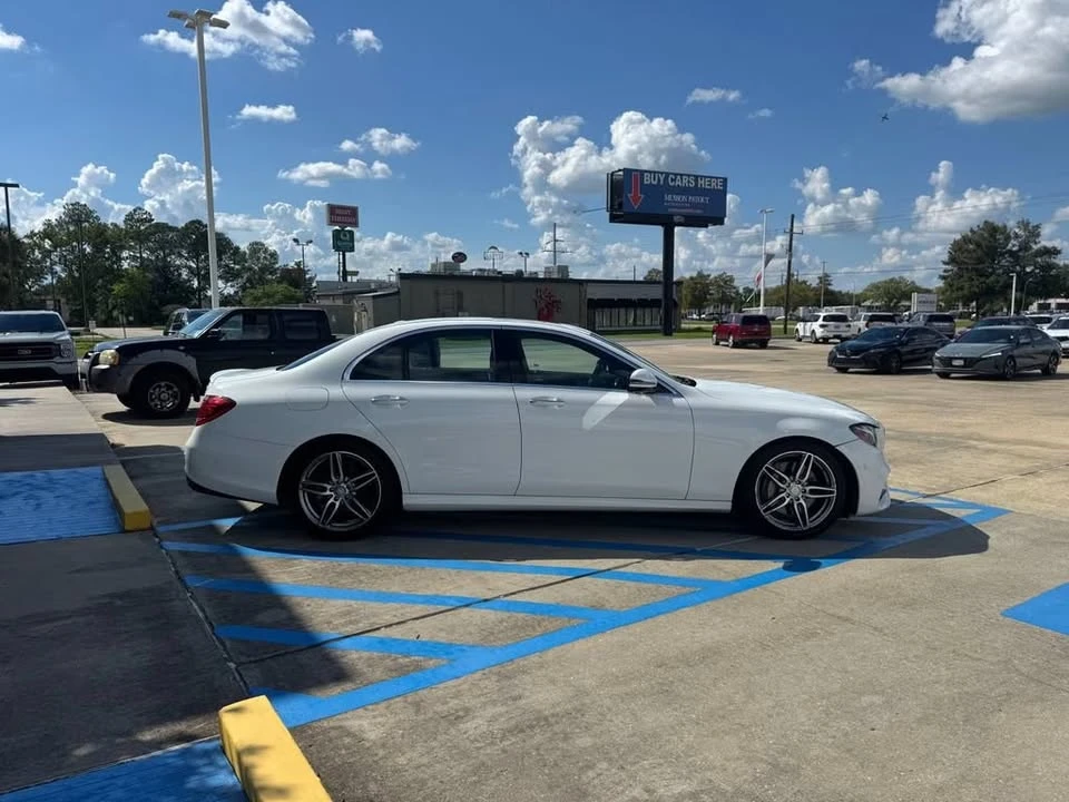 2017 Mercedes-Benz W213 E-Class - Image 3 of 11