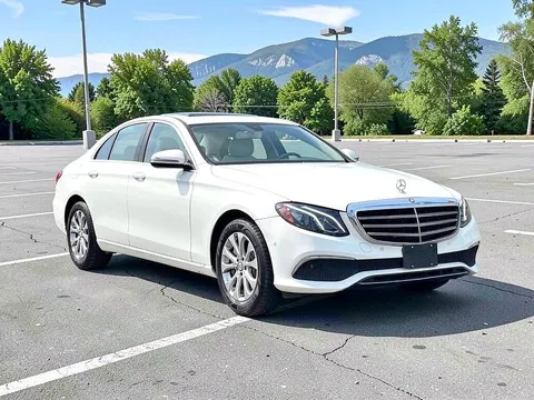 2017 Mercedes-Benz E-Class Luxury