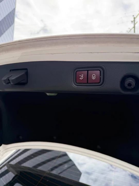 2017 Mercedes-Benz W213 E-Class - Image 17 of 19