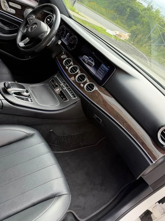 2017 Mercedes-Benz W213 E-Class - Image 12 of 19