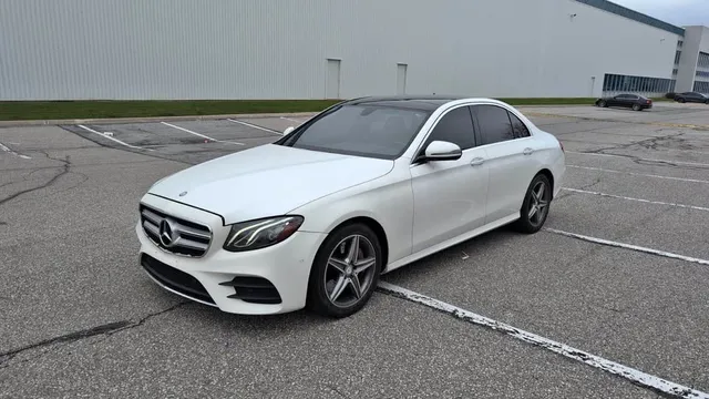 2017 Mercedes Benz E300 4Matic